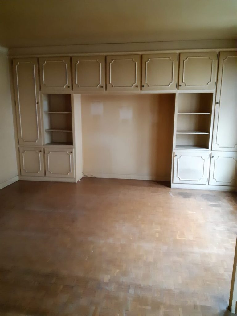Appartement Paris 16e — cuisine vidée
